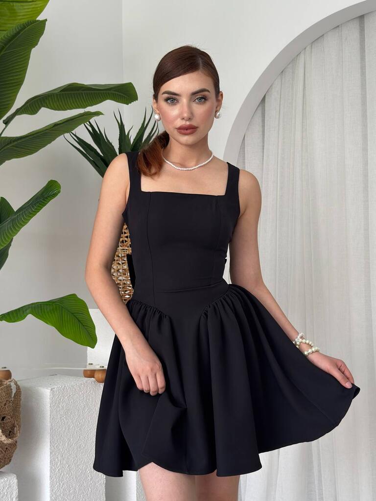 ROCHIE PENELOPE BLACK